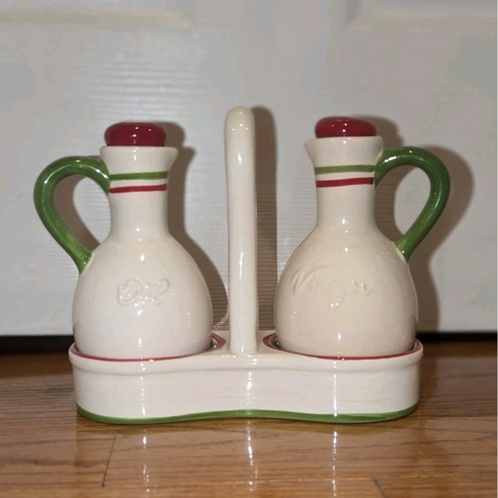 Italian Kitchen Cottagecore Oil & Vinegar Cruet Set Ceramic Red Green Amore